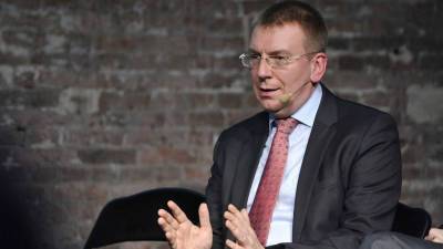 Сергей Лавров - Эдгарс Ринкевич - Глава МИД Латвии пригрозил запретить зиме «въезд в страну» - gazeta.ru - Латвия