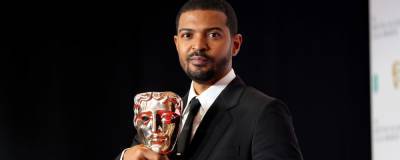 Звезду «Доктора Кто» лишили премии BAFTA после обвинений в домогательствах - runews24.ru - Англия