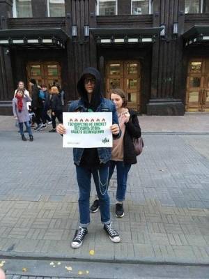 В доме челябинского координатора «Весны» провели обыски и изъяли домашнюю работу - znak.com - Екатеринбург - Челябинск - Ереван