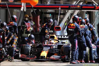 Максим Ферстаппен - Aston Martin - DHL Fastest Pit Stop Award: Лучший пит-стоп у Red Bull - f1news.ru