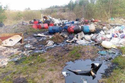 Под Тверью нашли бочки с отходами и ручей из очистных сооружений - tver.mk.ru - Тверь - Тверская обл. - район Калининский