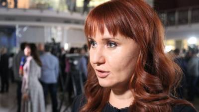 Светлана Бессараб - Депутат ГД Бессараб согласилась с идеей Роспотребнадзора о вакцинации на майских праздниках - polit.info