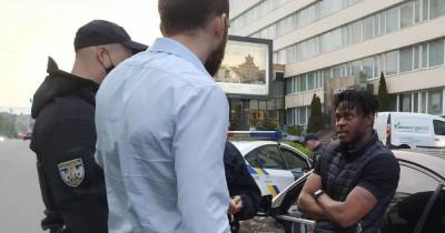 В Киеве полиция задержала пьяного футболиста-водителя: документов на авто также не оказалось (видео) - tsn.ua - Киев