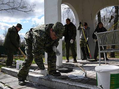 «Доброхоты» навели порядок на мемориалах под Вязьмой - rabochy-put.ru