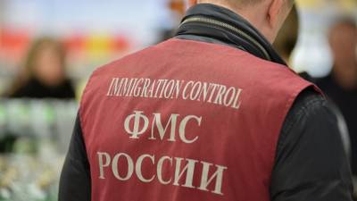 Гражданина Узбекистана избил сотрудник миграционной службы в Томске - inforeactor.ru - Узбекистан - Томск