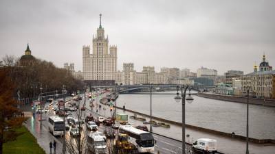 Константин Салаев - Москвичей предупредили о порывистом ветре и дожде на праздничной неделе - nation-news.ru - Москва