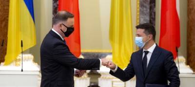 Анджей Дуда - Зеленский сообщил коллегам из Польши и стран Балтии о «войне в Европе» - runews24.ru - Крым