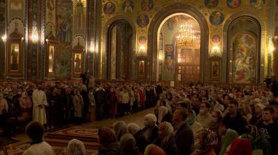 В масках и с трансляциями. Как воронежцы встретили Пасху в Благовещенском соборе - vestivrn.ru - Воронеж - Благовещенск