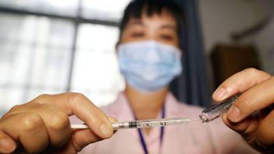 Чжун Наньшань - В Китае сделали 621 млн прививок от ковида - vesti.ru
