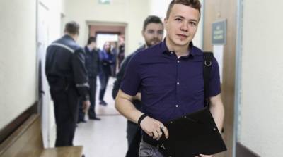 Роман Протасевич - Арест Протасевича: Украина и еще 20 стран требуют освободить журналиста - ru.slovoidilo.ua - Минск