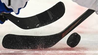 Адам Хенрик - Эндрю Манджапан - Канадские хоккеисты обыграли итальянцев в матче группового этапа ЧМ-2021 - belta.by - Минск - Латвия
