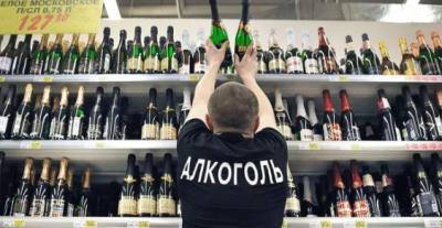 Султан Хамзаев - В России предложили установить норму покупки алкоголя на человека в год - runews24.ru