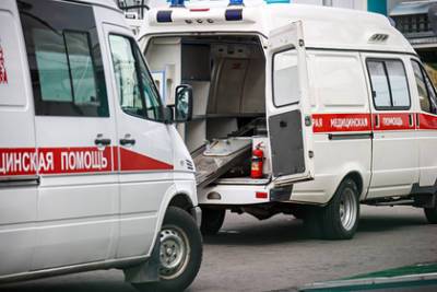 Раскрыто состояние пострадавшей во время стрельбы в Екатеринбурге девочки - lenta.ru - Екатеринбург - респ. Чечня