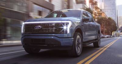 Ford - Пустой электрический пикап Ford F-150 Lightning проезжает на треть больше загруженного - avtonovostidnya.ru