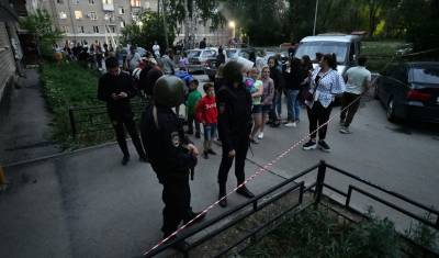 Раненную во время стрельбы в Екатеринбурге девочку перевели в реанимацию - newizv.ru - Екатеринбург