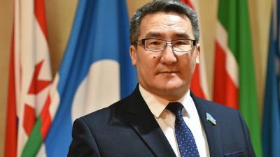 Спикер парламента Якутии объявил о переходе в Конституционный совет - iz.ru - респ. Саха