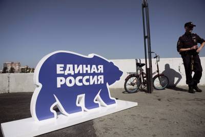 Борис Хохряков - В праймериз «Единой России» в ХМАО приняли участие 17,7% избирателей - znak.com - Югра