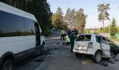 Три человека погибли и 11 пострадали в аварии на Алтае - newizv.ru - Москва - респ. Алтай