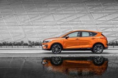 Geely GS вернулся в Россию с подросшим ценником - autostat.ru