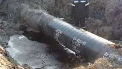 На Ямале сотрудники МЧС зафиксироровали очередной нефтеразлив - newdaynews.ru - Сургут - окр. Янао - район Пуровский