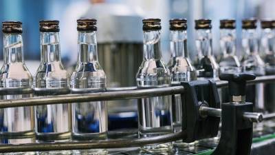 Россиянам могут ввести норму по продаже алкоголя на человека - astrakhanfm.ru
