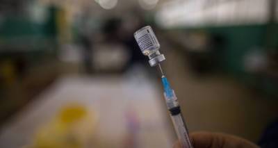Привитых от COVID-19 в Латвии все больше, в страну привезли еще вакцин - lv.sputniknews.ru - Рига - Латвия