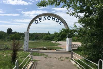 В Саратове начали ломать огромный стадион - saratov.mk.ru - Саратов - район Ленинский