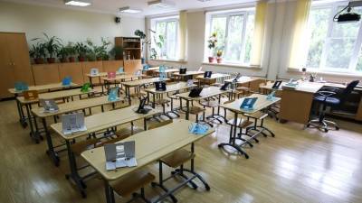 Михаил Мишустин - Сергей Кравцов - Минпросвещения планирует новый учебный год в школах в очном формате - russian.rt.com