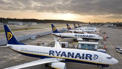 Направлявшийся в Краков самолет Ryanair экстренно сел в Берлине - vesti.ru - Москва - Берлин