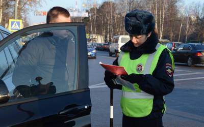 Инспектор остановил для проверки документов. А говорят, им это запретили... - zr.ru - Калужская обл.