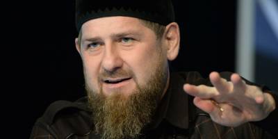 Рамзан Кадыров - Тумсо Абдурахманов - Кадыров пообещал покинуть пост главы Чечни, если его сын проиграет бой оппозиционному блогеру - ruposters.ru - респ. Чечня