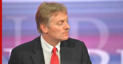 Владимир Путин - Дмитрий Песков - Выступление Путина на ПМЭФ, рост доходов металлургов, стрельба в Екатеринбурге. О чем говорил Песков - profile.ru - Сочи - Екатеринбург