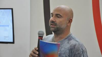 Дмитрий Медведев - Тимофей Баженов - Баженов победил на праймериз «Единой России» в своем округе в Москве - iz.ru - Москва