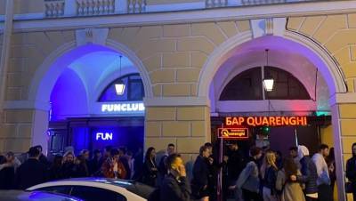 Финского журналиста увезли в больницу из петербургского гей-клуба - dp.ru - Финляндия