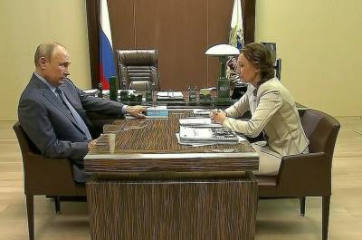 Владимир Путин - Анна Кузнецова - Кузнецова: число преступлений против детей в России снизилось на 9,1% - pnp.ru