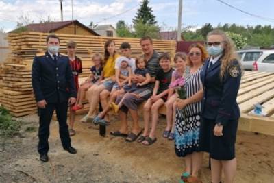 В Ярославской области следователи собрали деньги на дом погорельцам - yar.mk.ru - Ярославская обл.