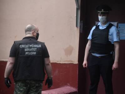 В Подмосковье мужчина убил свою жену и двух несовершеннолетних дочерей - sobesednik.ru - Московская обл.