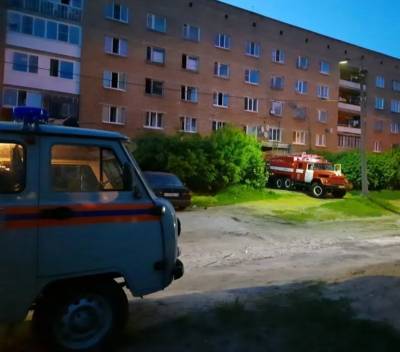 На пожаре в п.Краснозатонский спасли 40 человек, один пострадал - komiinform.ru - респ. Коми - Сыктывкар