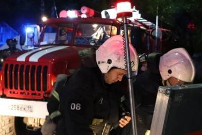 В МЧС назвали причину пожара в краснозатонском общежитии - bnkomi.ru - Сыктывкар