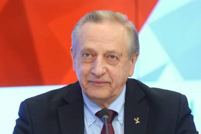 Алина Загитова - Евгения Медведева - Александр Горшков - В ФФККР отреагировали на тренировку отчисленной из сборной России Загитовой на базе в Новогорске - sport.ru - Новогорск