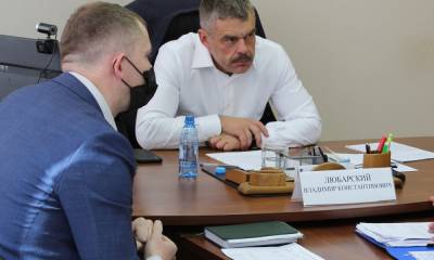 Владимир Любарский - Глава Петрозаводска выезжал на поиски источника вони в микрорайоне Петрозаводска - gubdaily.ru - Петрозаводск