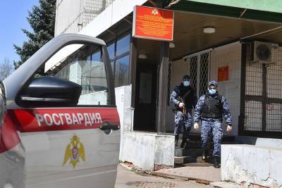 Анатолий Выборный - В Госдуме назвали сроки принятия закона об изъятии оружия у людей с проблемами психики - vm.ru - Москва - Екатеринбург