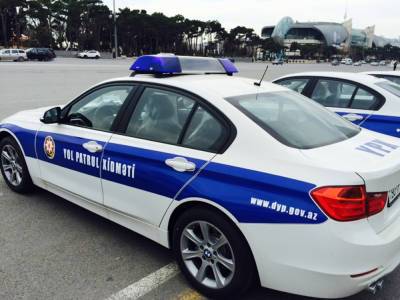 Дорожная полиция Азербайджана предупредила водителей и пассажиров в связи с использованием медмасок - trend.az - Азербайджан