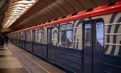 Александр Беглов - Петербург за год приобрёл 56 вагонов метро и несколько сотен автобусов - neva.today - Санкт-Петербург