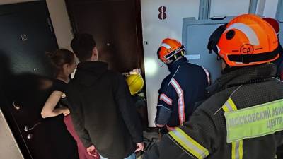Спасатели МАЦ помогли запертому в квартире ребенку на юго-западе Москвы - vm.ru - Москва