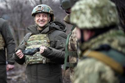 Владимир Зеленский - Зеленский попросил у Германии автоматы и броневики - tvc.ru - Москва - Киев - Минск - ?