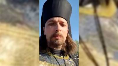 Священник-тиктокер с битбокс-призывами покаяться оказался актером - gazeta.ru - Санкт-Петербург