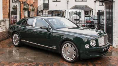 Елизавета II - В Великобритании продается Bentley, на котором ездила Елизавета II - mir24.tv - Англия