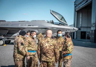 Истребители F-35 ВВС Италии официально заступили на охрану воздушного пространства стран Балтии - topwar.ru - Эстония