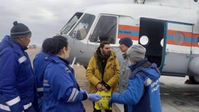 Выжившие под лавиной туристы доставлены в Иркутск - vesti.ru - респ.Бурятия - Иркутск